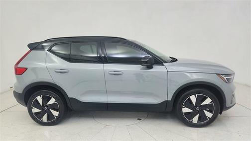 2024 Volvo XC40 Recharge Pure Electric Core