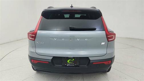2024 Volvo XC40 Recharge Pure Electric Core