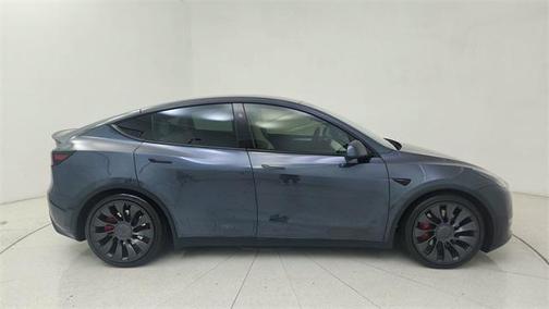 2024 Tesla Model Y Performance Dual Motor All-Wheel Drive