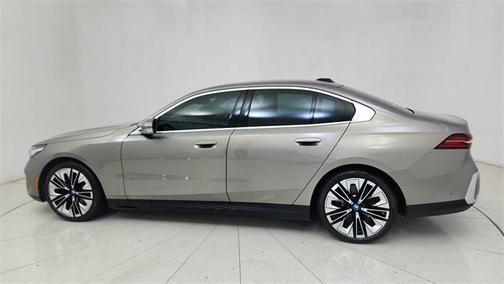 2024 BMW i5 eDrive40