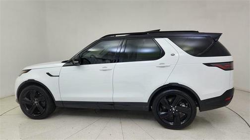 2025 Land Rover Discovery P360 Dynamic SE