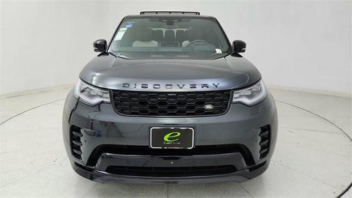 2024 Land Rover Discovery P300 Dynamic SE