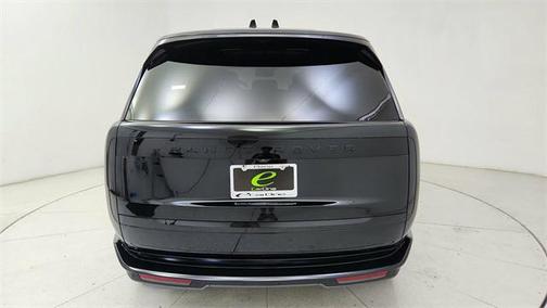 2025 Land Rover Range Rover P530 SE 7 Seat