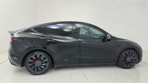 2022 Tesla Model Y Performance Dual Motor All-Wheel Drive