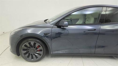 2024 Tesla Model Y Performance Dual Motor All-Wheel Drive