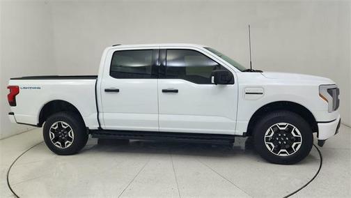 2023 Ford F-150 Lightning XLT