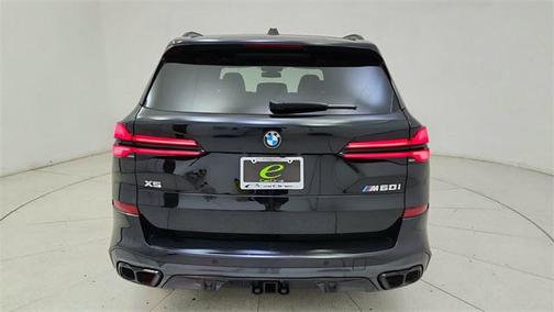 2025 BMW X5 M60i