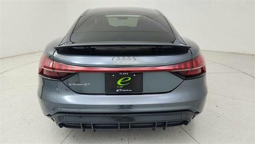 2024 Audi e-tron GT Prestige quattro