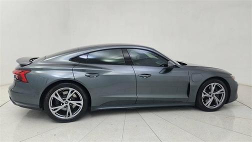 2024 Audi e-tron GT Prestige quattro