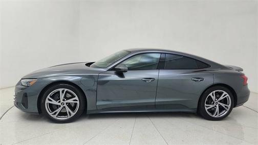 2024 Audi e-tron GT Prestige quattro