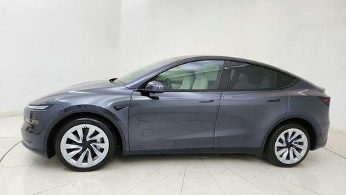 2026 Tesla Model Y 