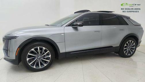 Argent Silver Metallic 2024 Cadillac LYRIQ Sport