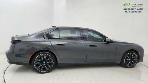 Individual Dravit Grey Metallic 2023 BMW i7 xDrive60