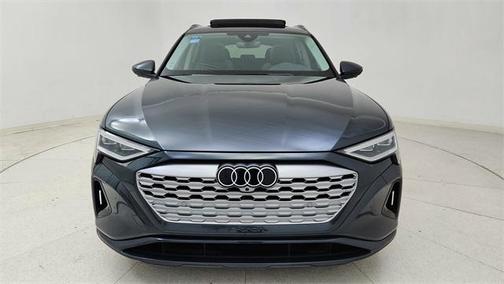 2024 Audi Q8 e-tron Premium Plus