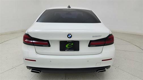2021 BMW 530 530i