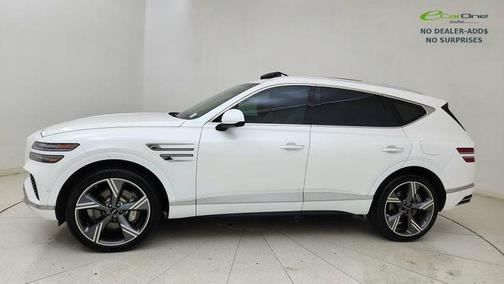 Uyuni White 2025 Genesis GV80 3.5T