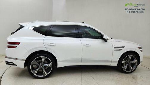 Uyuni White 2025 Genesis GV80 3.5T