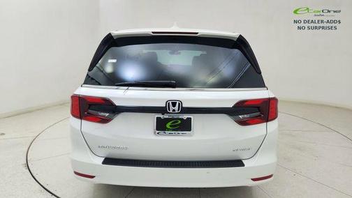 Platinum White Pearl 2023 Honda Odyssey Sport