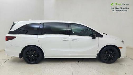 Platinum White Pearl 2023 Honda Odyssey Sport