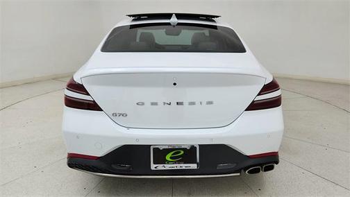 2023 Genesis G70 2.0T RWD
