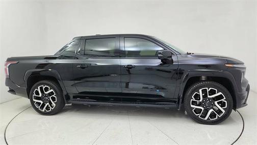 2024 Chevrolet Silverado EV First-Edition RST 4WD