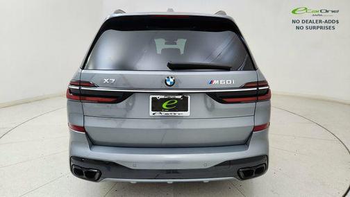 Skyscraper Grey Metallic 2023 BMW X7 M60i