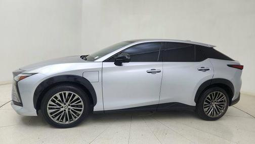 2024 Lexus RZ 450e Luxury
