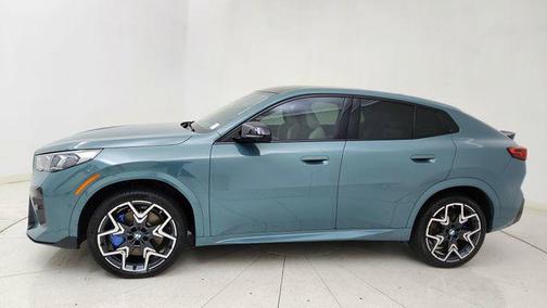 Cape York Green Metallic 2025 BMW X2 M35i