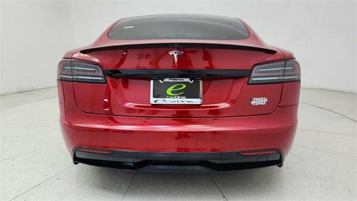 2022 Tesla Model S Plaid