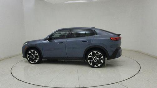 Storm Bay Metallic 2025 BMW X2 xDrive28i