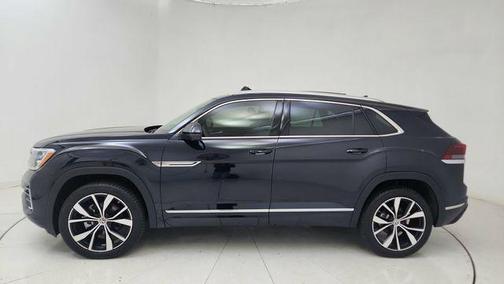 2024 Volkswagen Atlas Cross Sport 2.0T SEL Premium