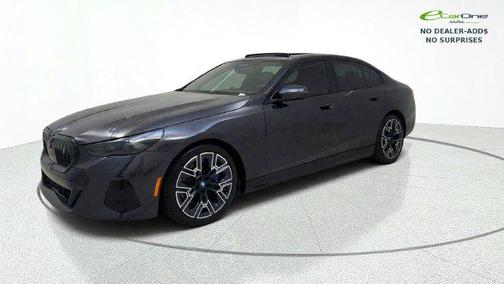 Dark Graphite Metallic 2024 BMW i5 eDrive40