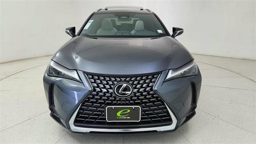 2025 Lexus UX 300h Base