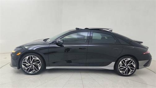2025 Hyundai IONIQ 6 Limited