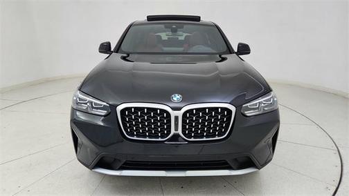 2025 BMW X4 xDrive30i