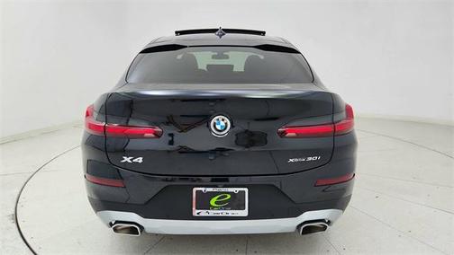 2025 BMW X4 xDrive30i