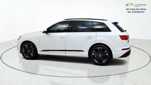 Glacier White 2026 Audi Q7 55 Premium Plus
