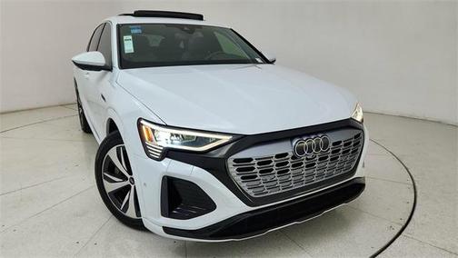 2024 Audi Q8 e-tron Premium Plus