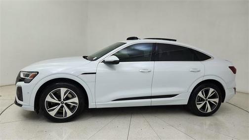 2024 Audi Q8 e-tron Premium Plus