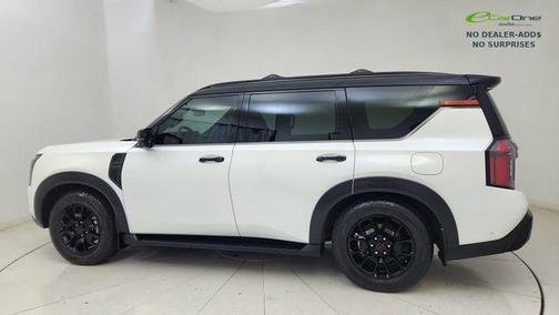 Aspen White Tricoat/Super Black 2026 Nissan Armada PRO-4X