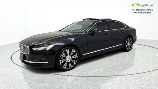 Onyx Black Metallic 2023 Volvo S90 B6 Plus