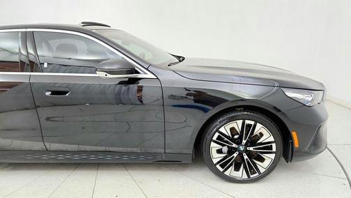 Black Sapphire Metallic 2026 BMW 530 530i