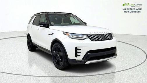 Fuji White 2023 Land Rover Discovery P360 Metropolitan Edition
