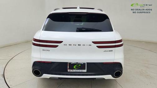 Alta White 2023 Genesis GV70 3.5T AWD Sport