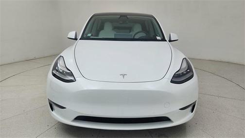 2022 Tesla Model Y Long Range Dual Motor All-Wheel Drive