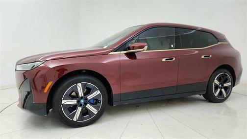 2025 BMW iX xDrive50