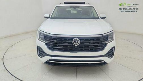 Opal White Pearl 2026 Volkswagen Atlas 2.0T SEL Premium R-Line 4MOTION