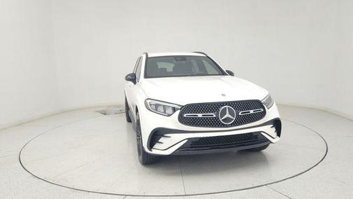 Polar White 2026 Mercedes-Benz GLC 300 Base