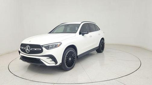 Polar White 2026 Mercedes-Benz GLC 300 Base