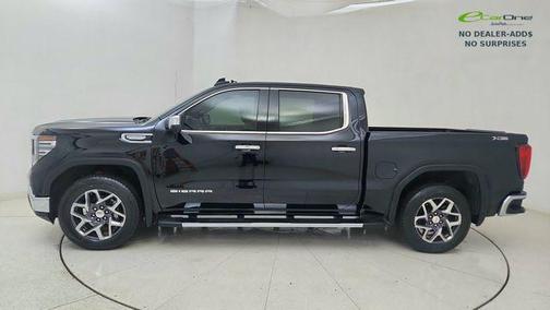 Onyx Black 2025 GMC Sierra 1500 SLT